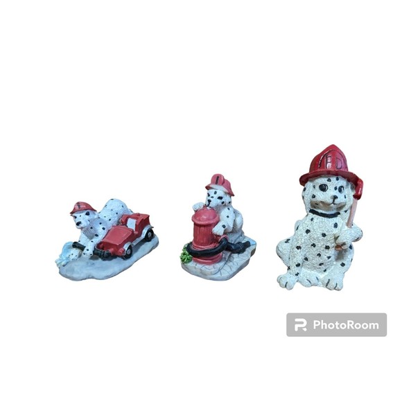Vintage Cute set 2 Mini Dalmatian Dogs Resin Figurines,One 4" Dalmatian Fireman - Picture 1 of 5